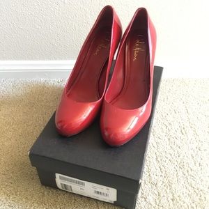 Cole Haan Violet Pump Red Patent Leather; Size 6